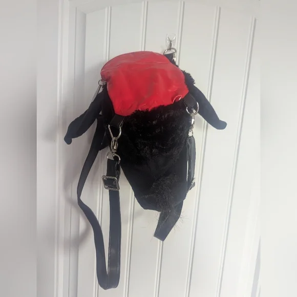 Kreepsville Demon Goat Head Backpack - Picture 5 of 9